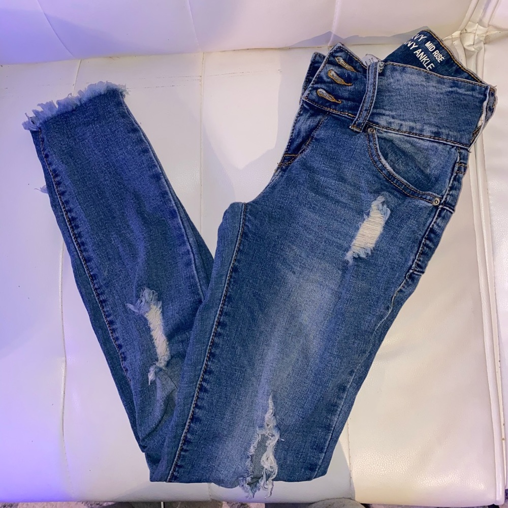 Juniors Ripped Jeans